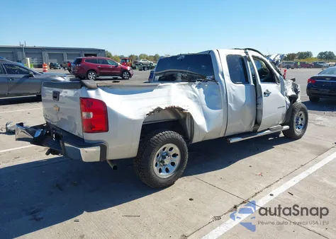 2010 Chevrolet Silverado 1500 Ls из США, поврежденный, VIN 1GCSCREA9AZ145654